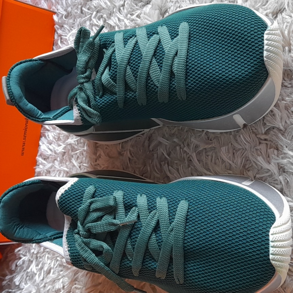 WOMEN SHOES